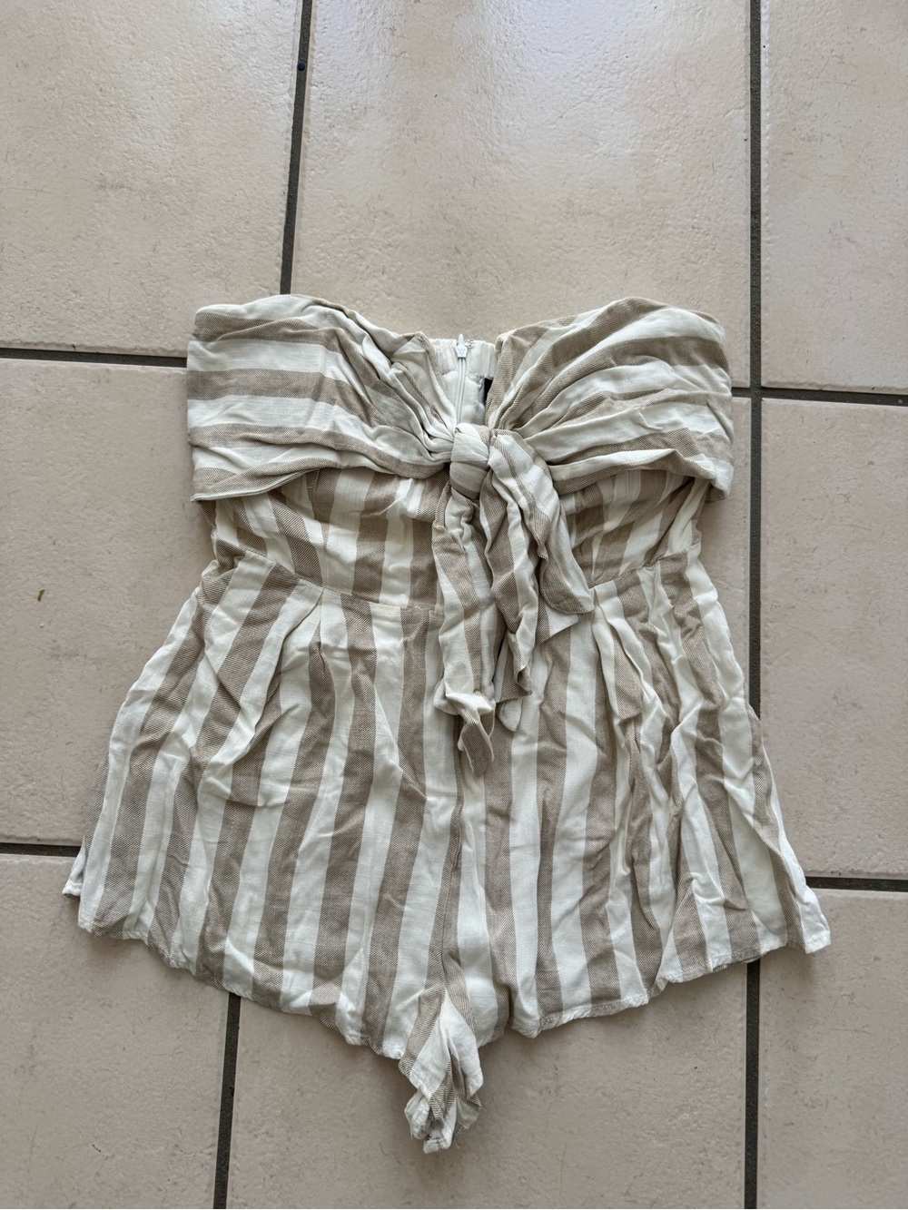 Blue Blush Beige & White Strapless Tie-Front Romper